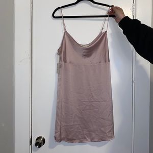 Silky mini dress in blush